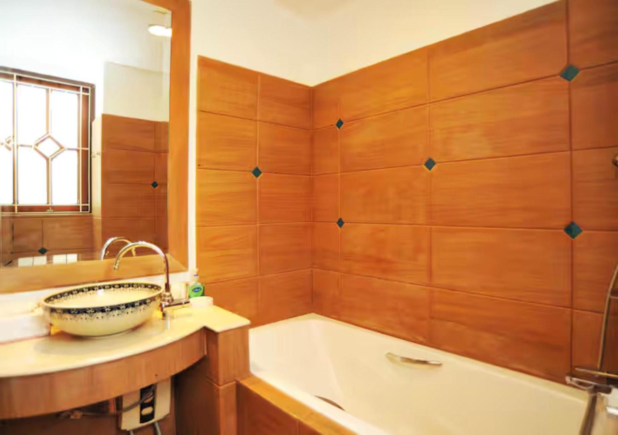 Thai Heritage Villa Melitta Bangrak Bohput, Beach, Pool, Seaviews, 6-Suite, Full Villa, Luxury, Aaa Location Koh Samui מראה חיצוני תמונה